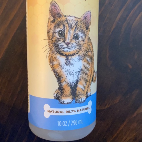 BRAND NEW Burt’s Bees Kitten Shampoo - Picture 2 of 6